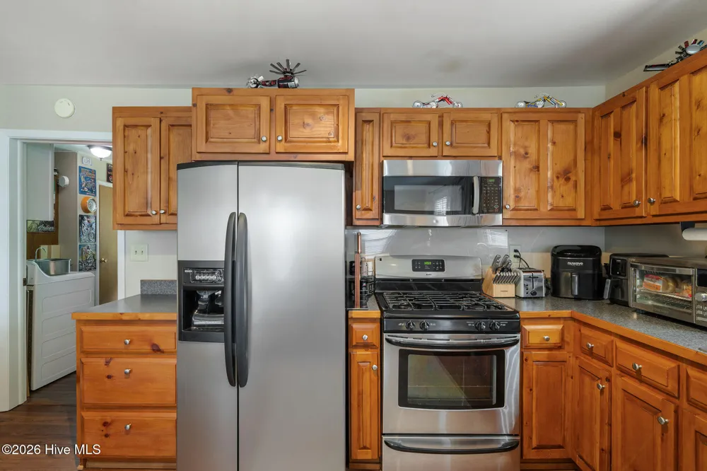 146 Chicken Neck Road Teachey, NC 28464