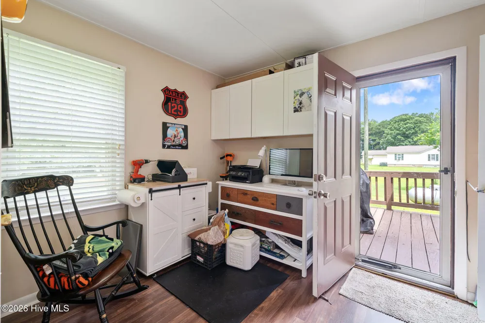 146 Chicken Neck Road Teachey, NC 28464