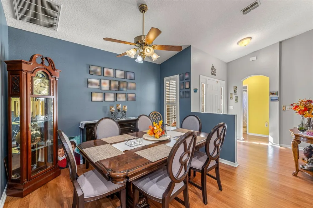 29335 CADDY SHACK LANE E San Antonio, FL 33576