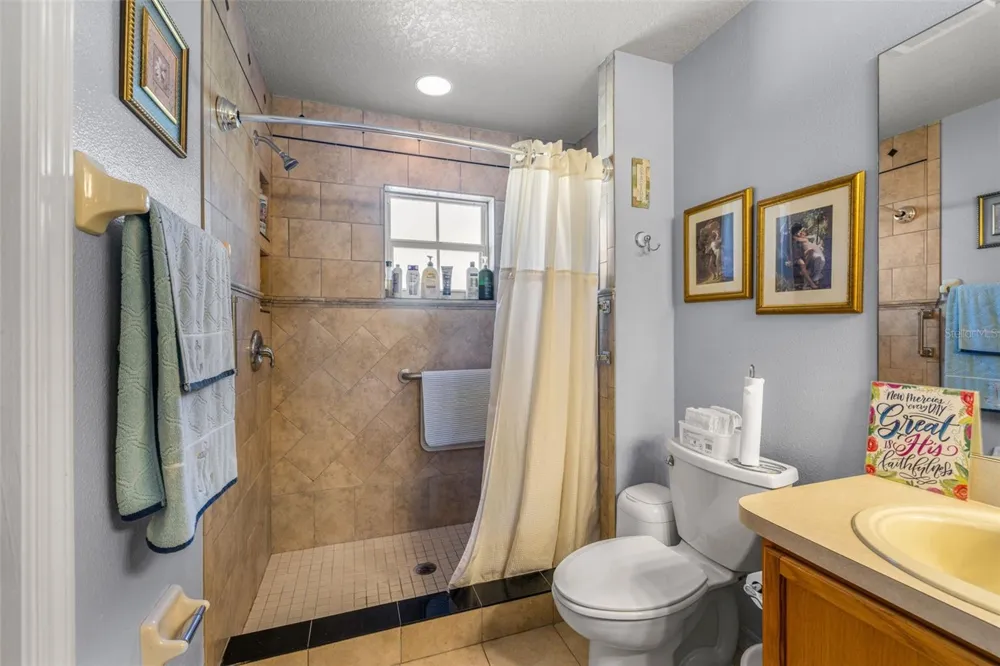 29335 CADDY SHACK LANE E San Antonio, FL 33576