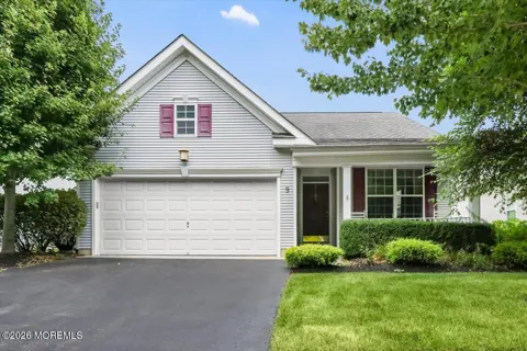 9 Silver Charm Road