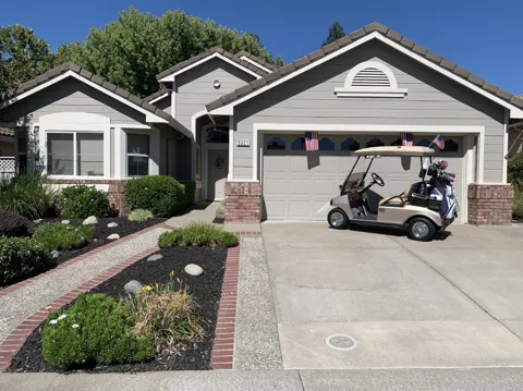 5321 Angelrock Loop