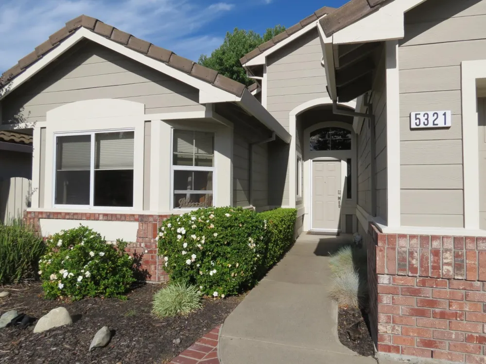 5321 Angelrock Loop Roseville, CA 95747