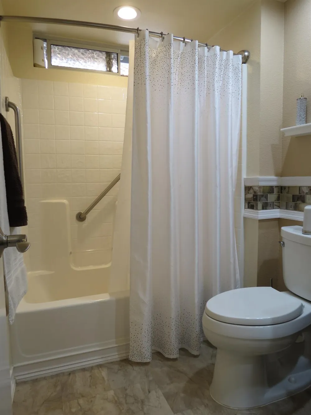 5321 Angelrock Loop Roseville, CA 95747