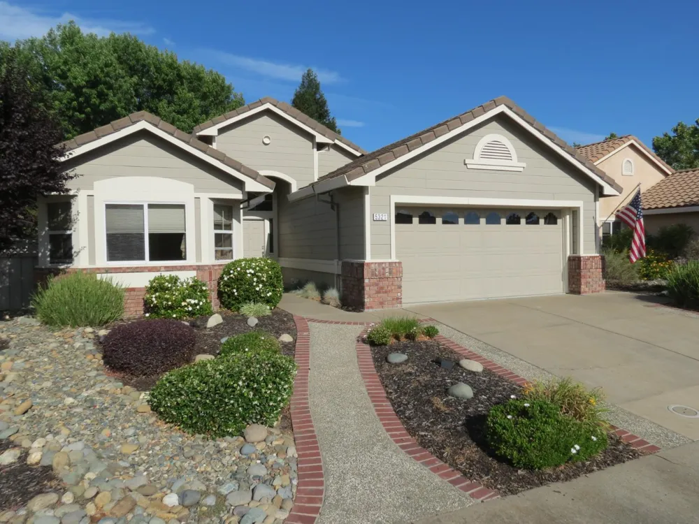 5321 Angelrock Loop Roseville, CA 95747