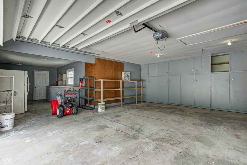 7641 Burns Drive Brownsburg, IN 46112