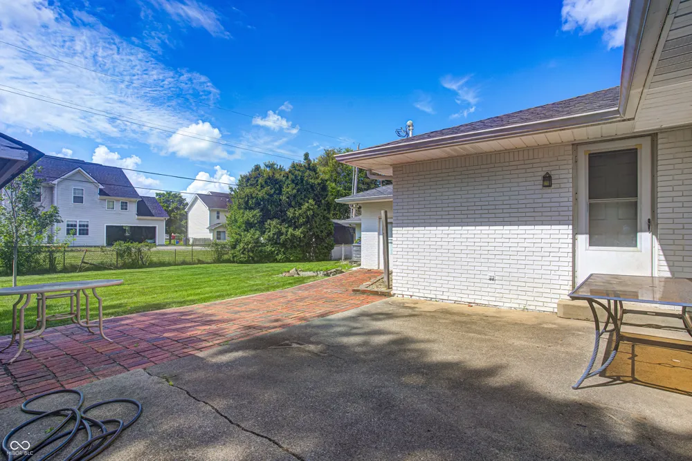 7641 Burns Drive Brownsburg, IN 46112