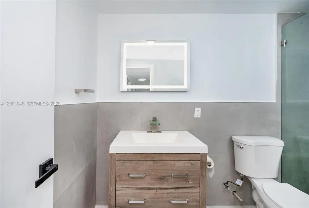 9760 SW 184th St #6D Cutler Bay, FL 33157