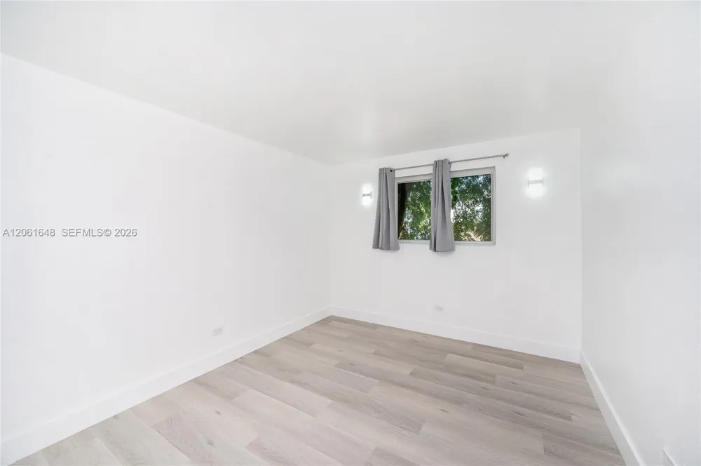 9760 SW 184th St #6D Cutler Bay, FL 33157