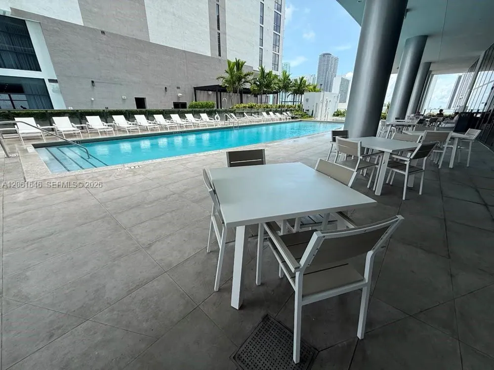 1600 NE 1st Ave #3617 Miami, FL 33132