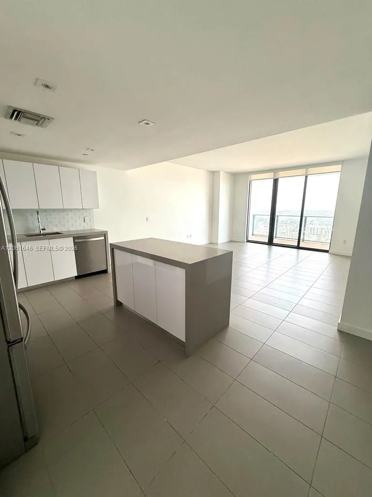 1600 NE 1st Ave #3617 Miami, FL 33132