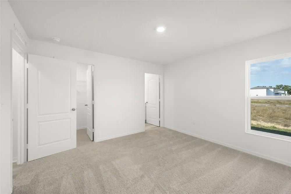 13331 TULA LOOP Astatula, FL 34705