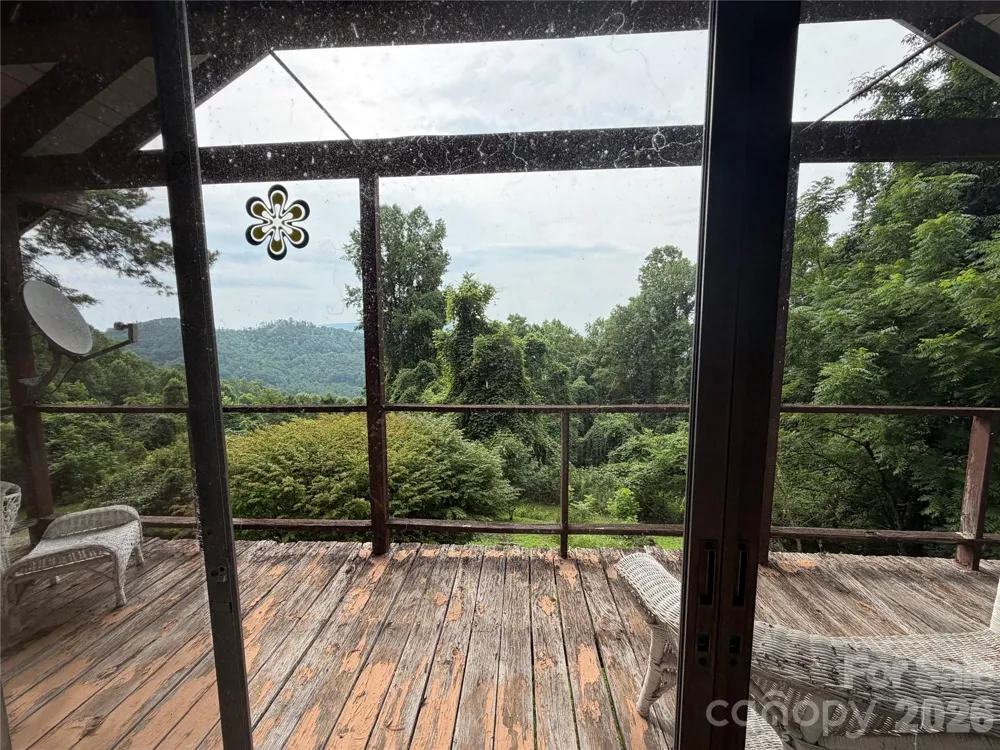 4897 Hwy 226 Highway Little Switzerland, NC 28749