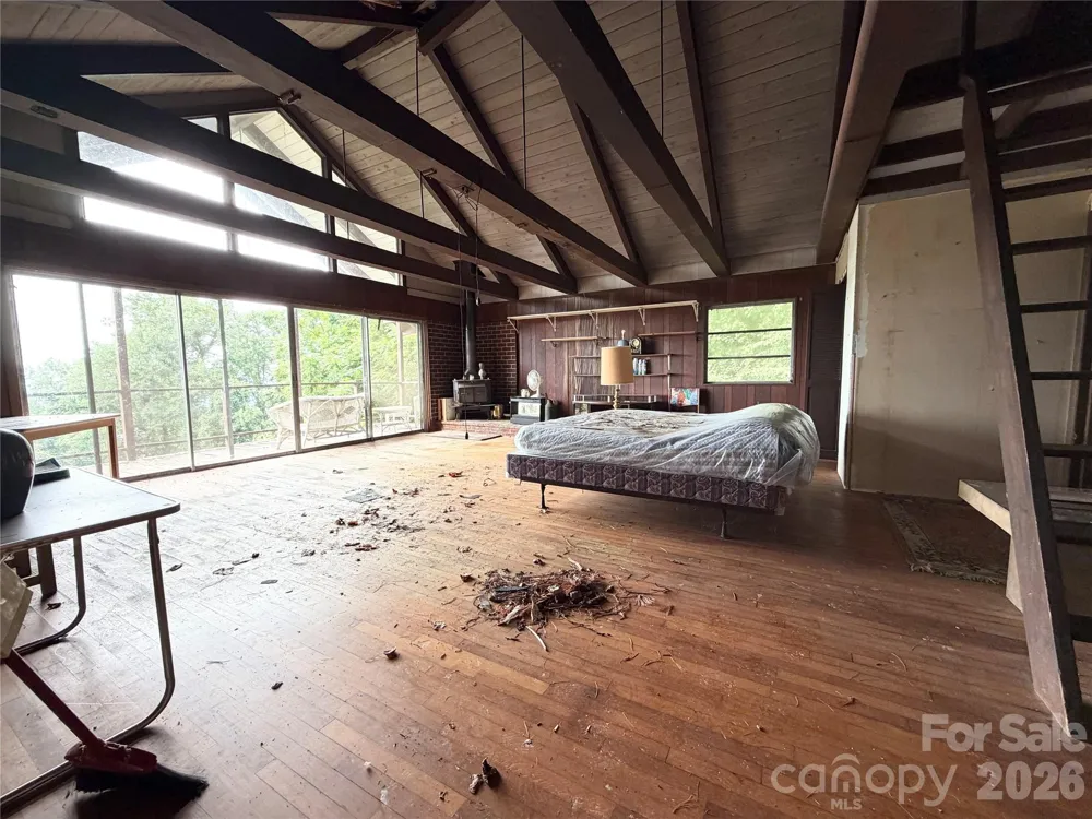 4897 Hwy 226 Highway Little Switzerland, NC 28749