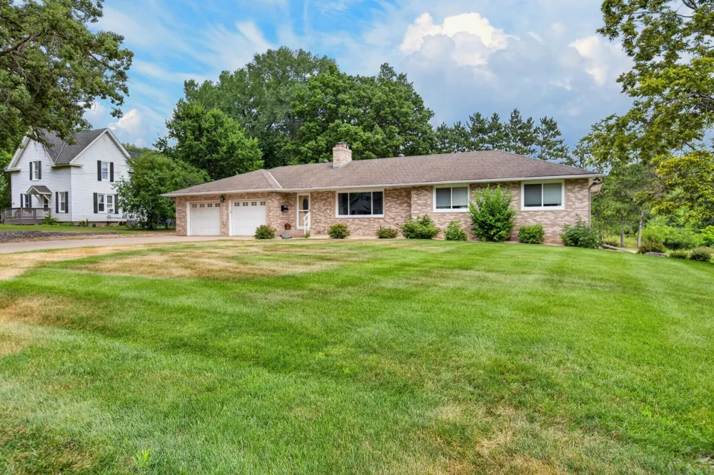 504 4th Avenue S Princeton, MN 55371