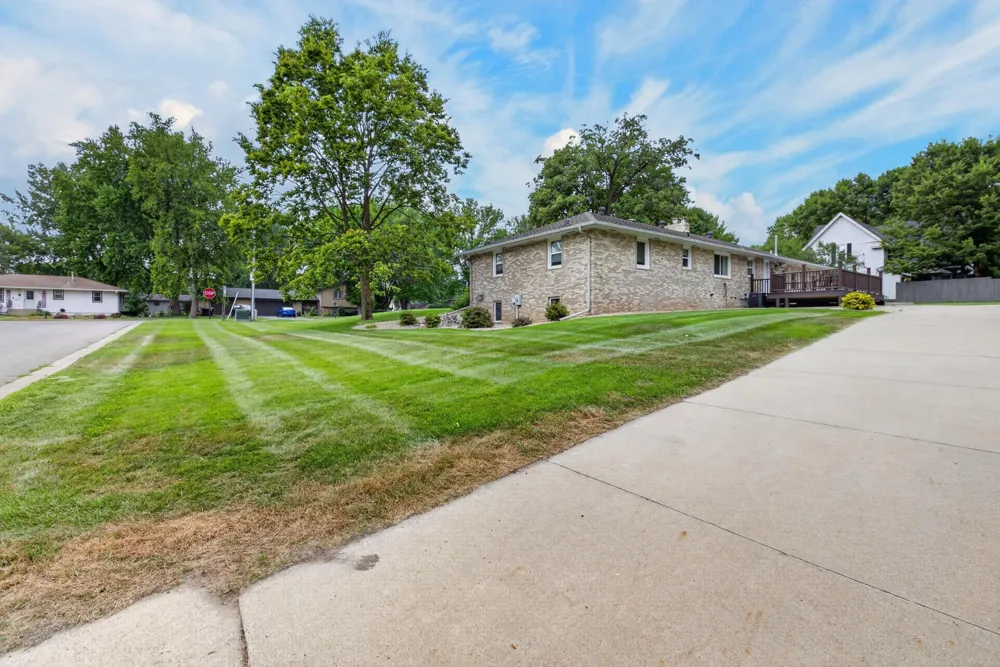 504 4th Avenue S Princeton, MN 55371