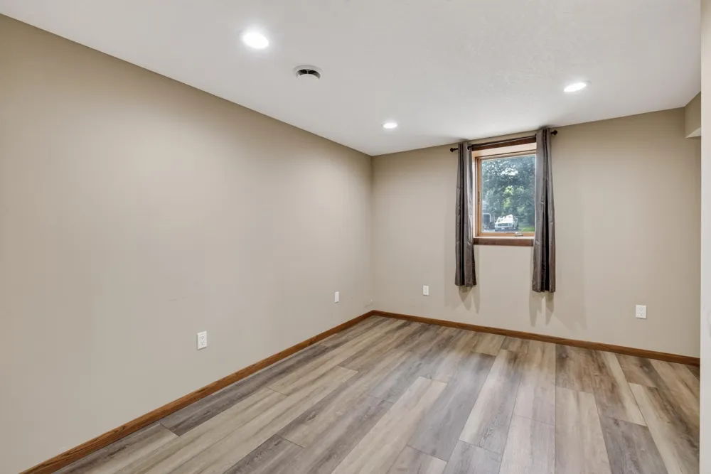 504 4th Avenue S Princeton, MN 55371