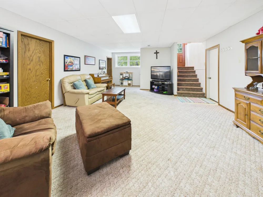 403 5th Avenue SE Melrose, MN 56352