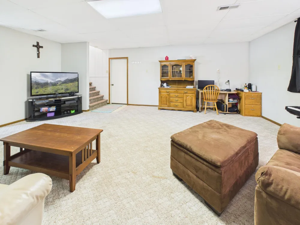 403 5th Avenue SE Melrose, MN 56352