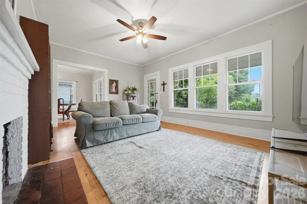 211 Lenoir Street Morganton, NC 28655