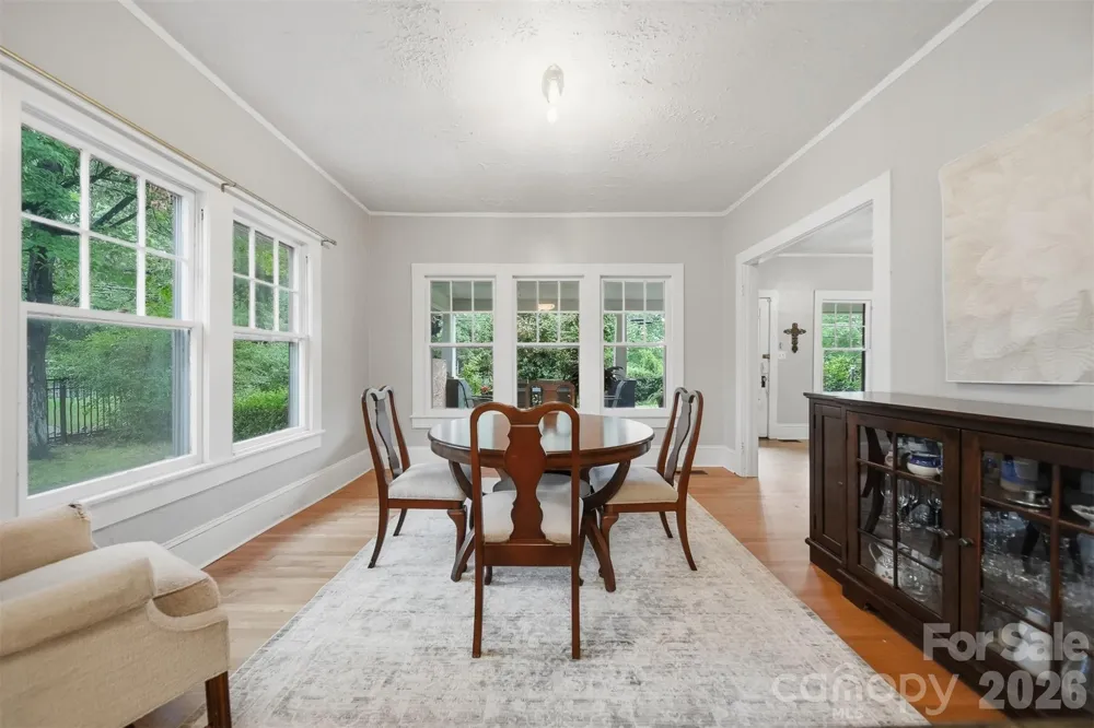 211 Lenoir Street Morganton, NC 28655