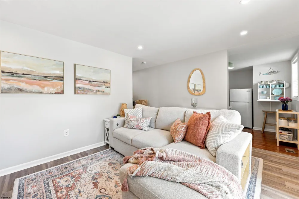 412 W Vernon Ave Linwood, NJ 08221