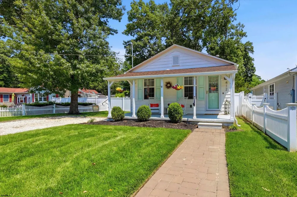 412 W Vernon Ave Linwood, NJ 08221