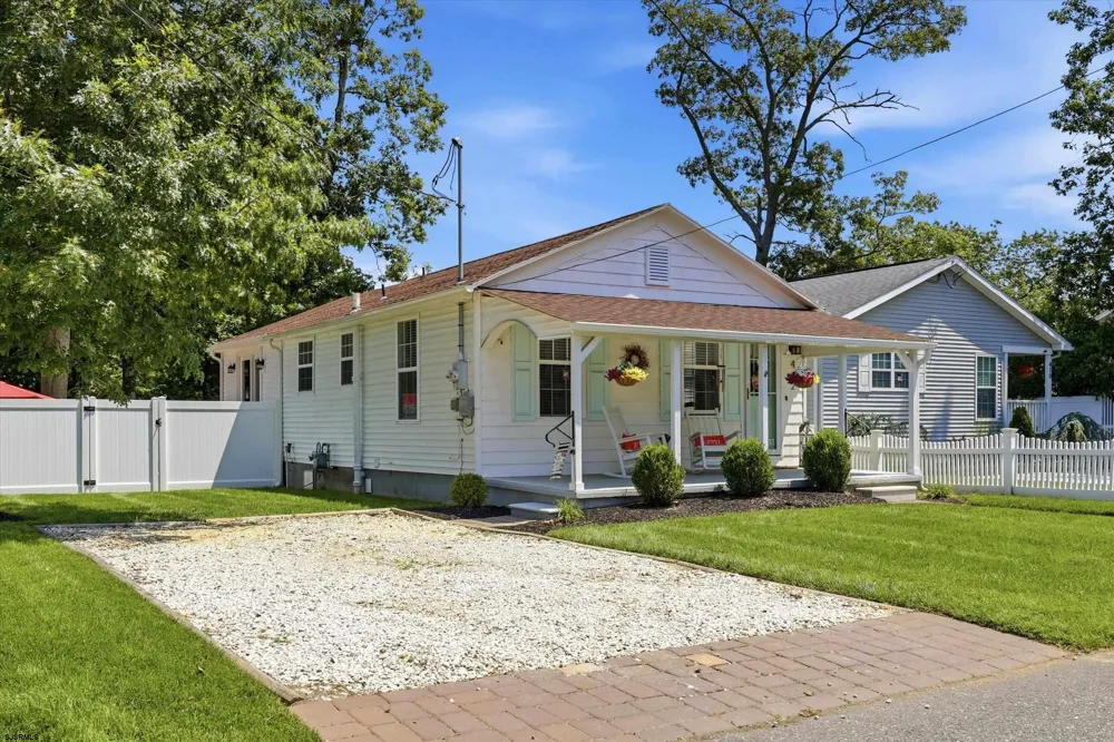 412 W Vernon Ave Linwood, NJ 08221