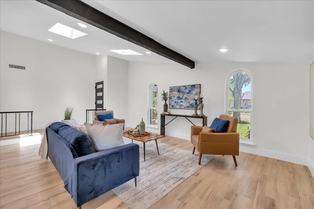 6631 Hunters Ridge Drive Dallas, TX 75248