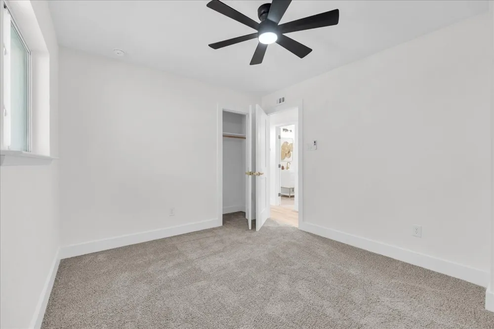 6631 Hunters Ridge Drive Dallas, TX 75248
