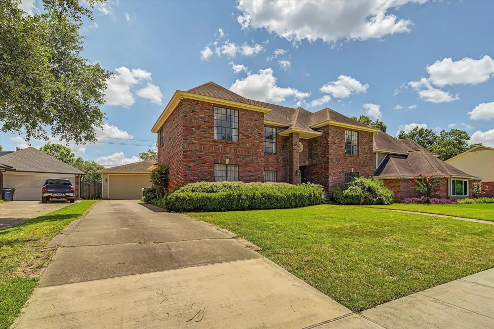410 Crestwood Drive El Lago, TX 77586