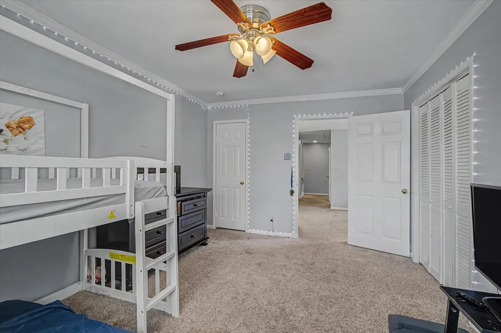 410 Crestwood Drive El Lago, TX 77586