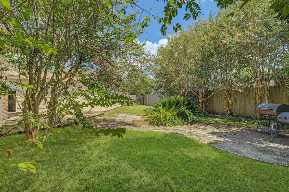 410 Crestwood Drive El Lago, TX 77586