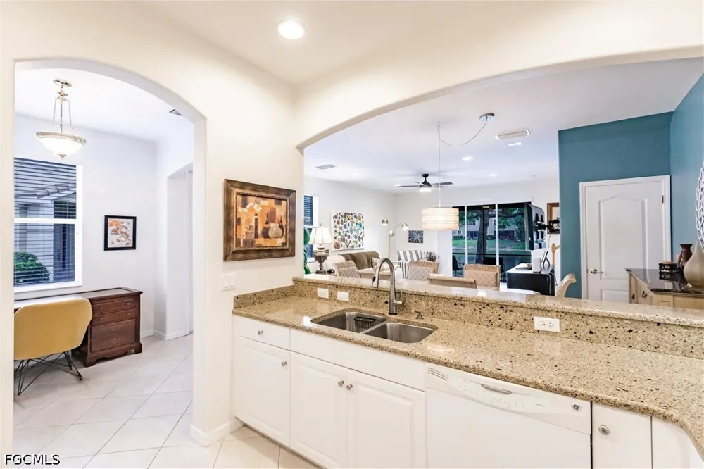 Cottonwood Bend #1901 Fort Myers, FL 33905