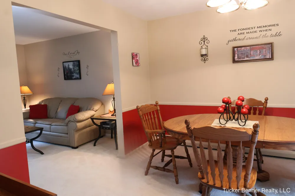 37 S Bear Lake Road Muskegon, MI 49445