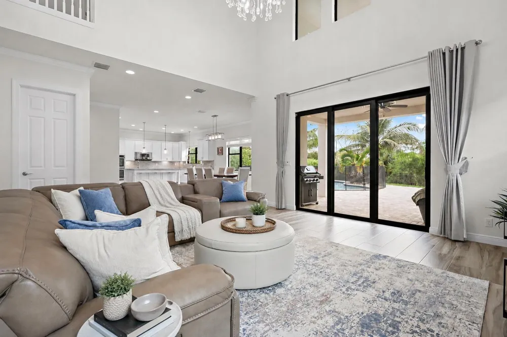 8142 Bradford Way Parkland, FL 33076