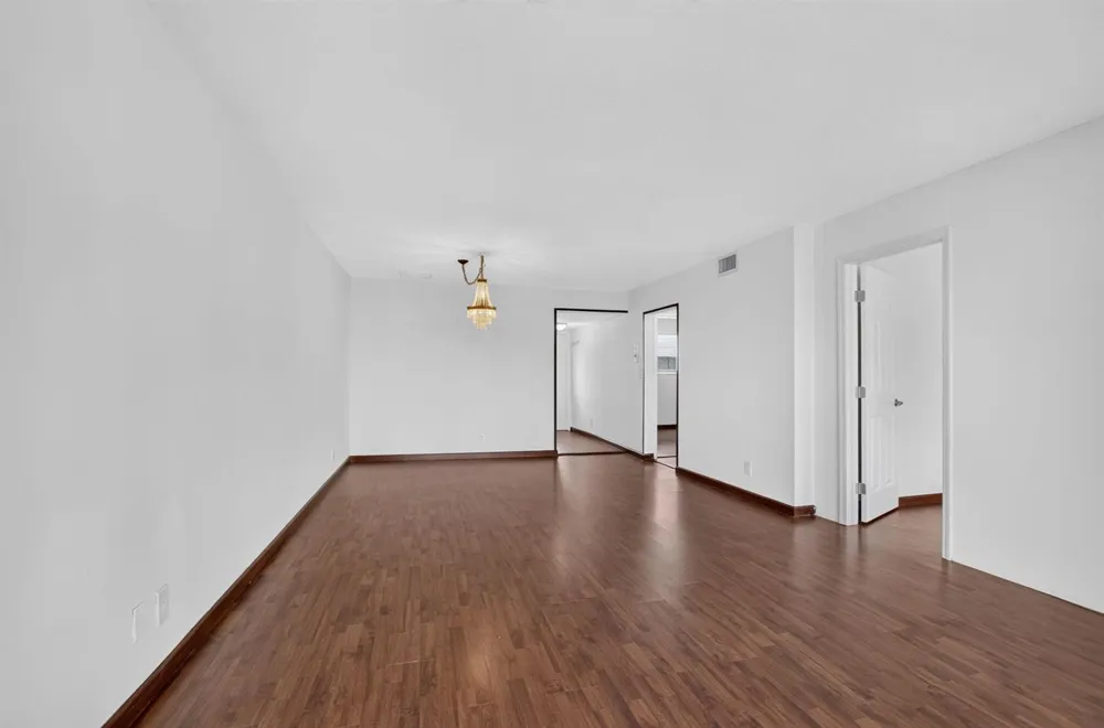 200 Waterway Drive S #303 Lantana, FL 33462