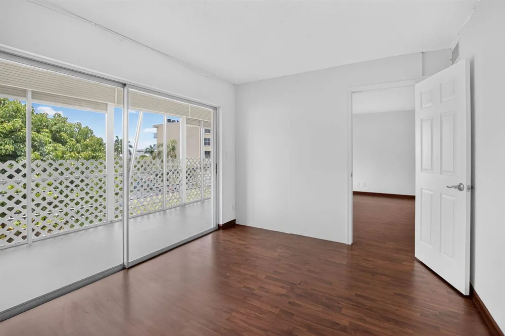 200 Waterway Drive S #303 Lantana, FL 33462