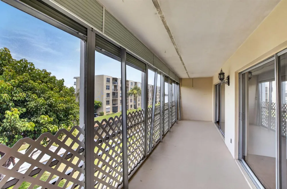 200 Waterway Drive S #303 Lantana, FL 33462