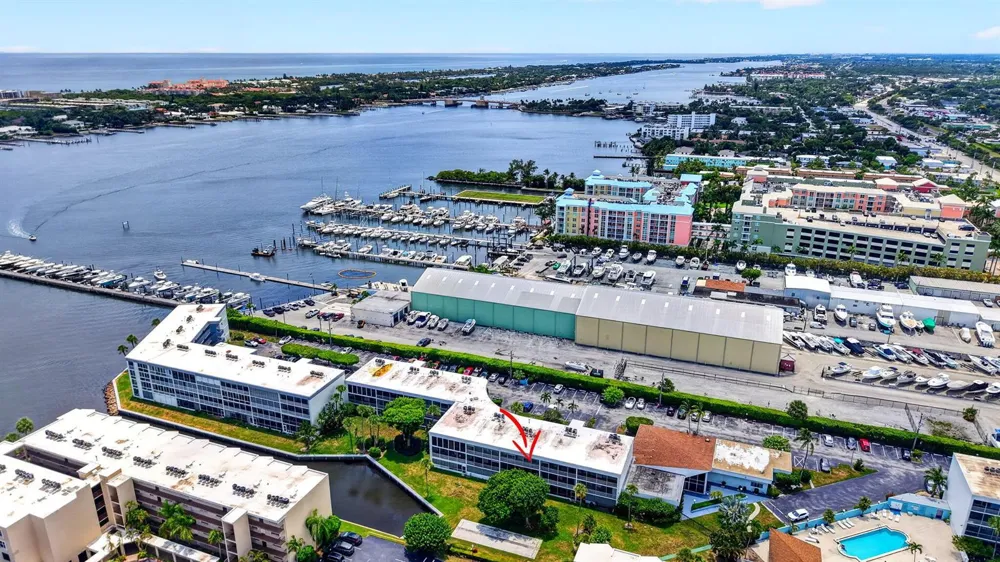 200 Waterway Drive S #303 Lantana, FL 33462