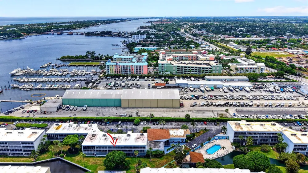 200 Waterway Drive S #303 Lantana, FL 33462