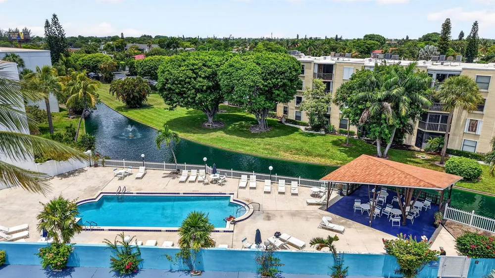 200 Waterway Drive S #303 Lantana, FL 33462