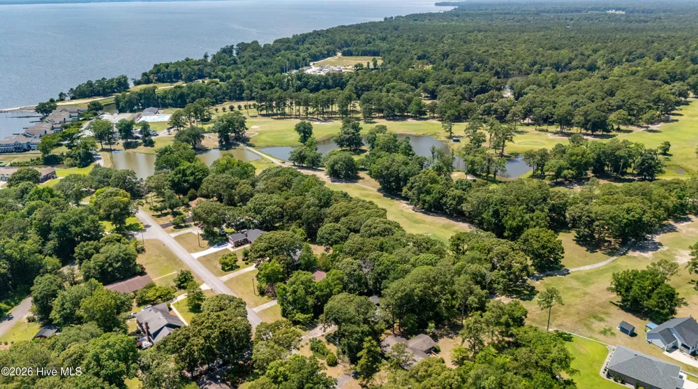 114 Lakeshore Drive Minnesott Beach, NC 28510