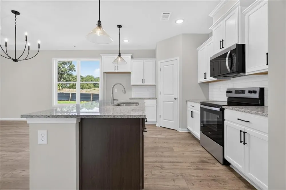 2019 Oconee Bluff Drive Athens, GA 30601