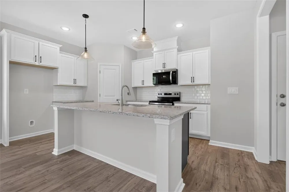 2019 Oconee Bluff Drive Athens, GA 30601