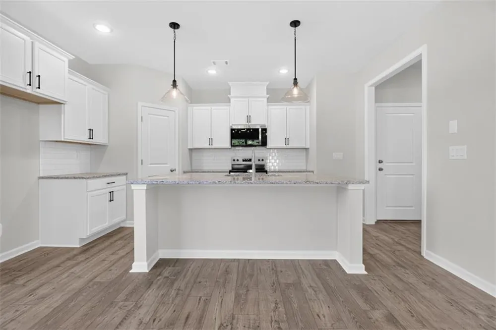 2019 Oconee Bluff Drive Athens, GA 30601