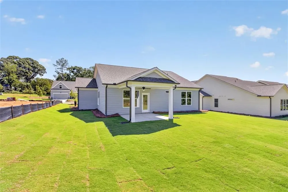 2019 Oconee Bluff Drive Athens, GA 30601