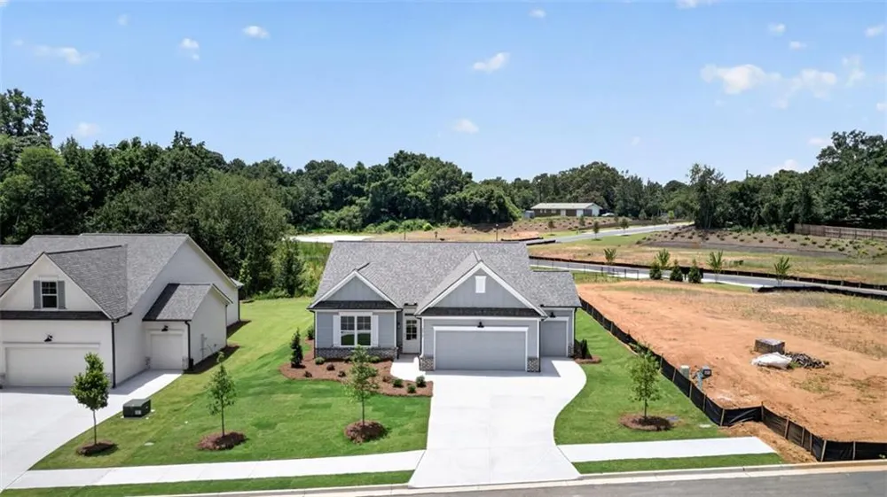 2019 Oconee Bluff Drive Athens, GA 30601