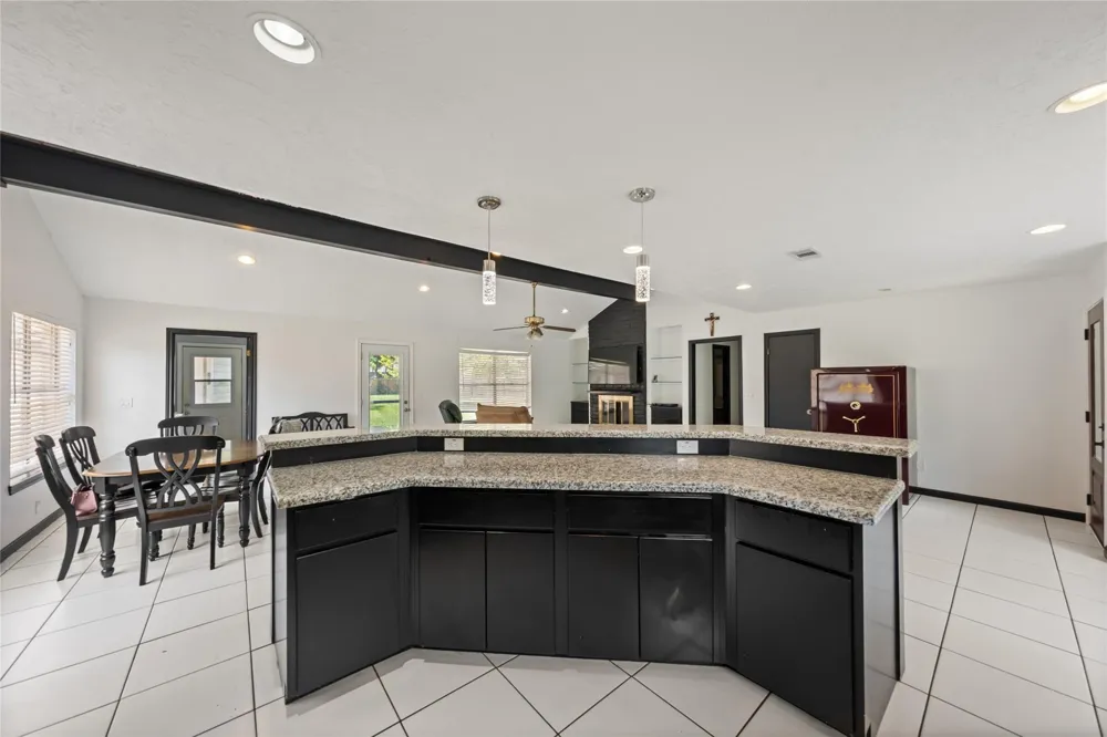 507 Magnolia Bend Roman Forest, TX 77357