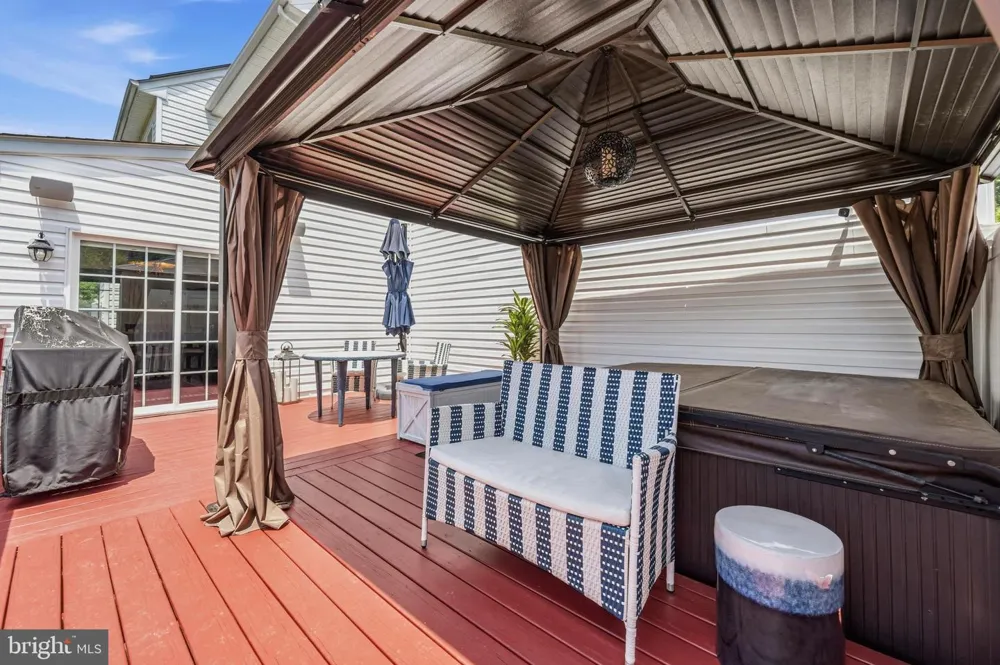 2806 PUMPKIN STREET Clinton, MD 20735
